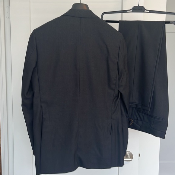 Charcoal suit. Size 35. - Picture 4 of 6